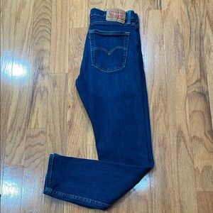 Levi's Blue Jeans Tag Size 32 x 32 style 510 dark wash fade marks 99% cotton